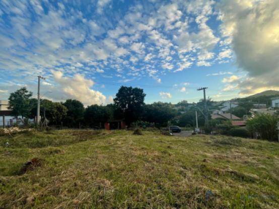 Excelente opção de terreno grande no centro de Morro Reuter/RS!